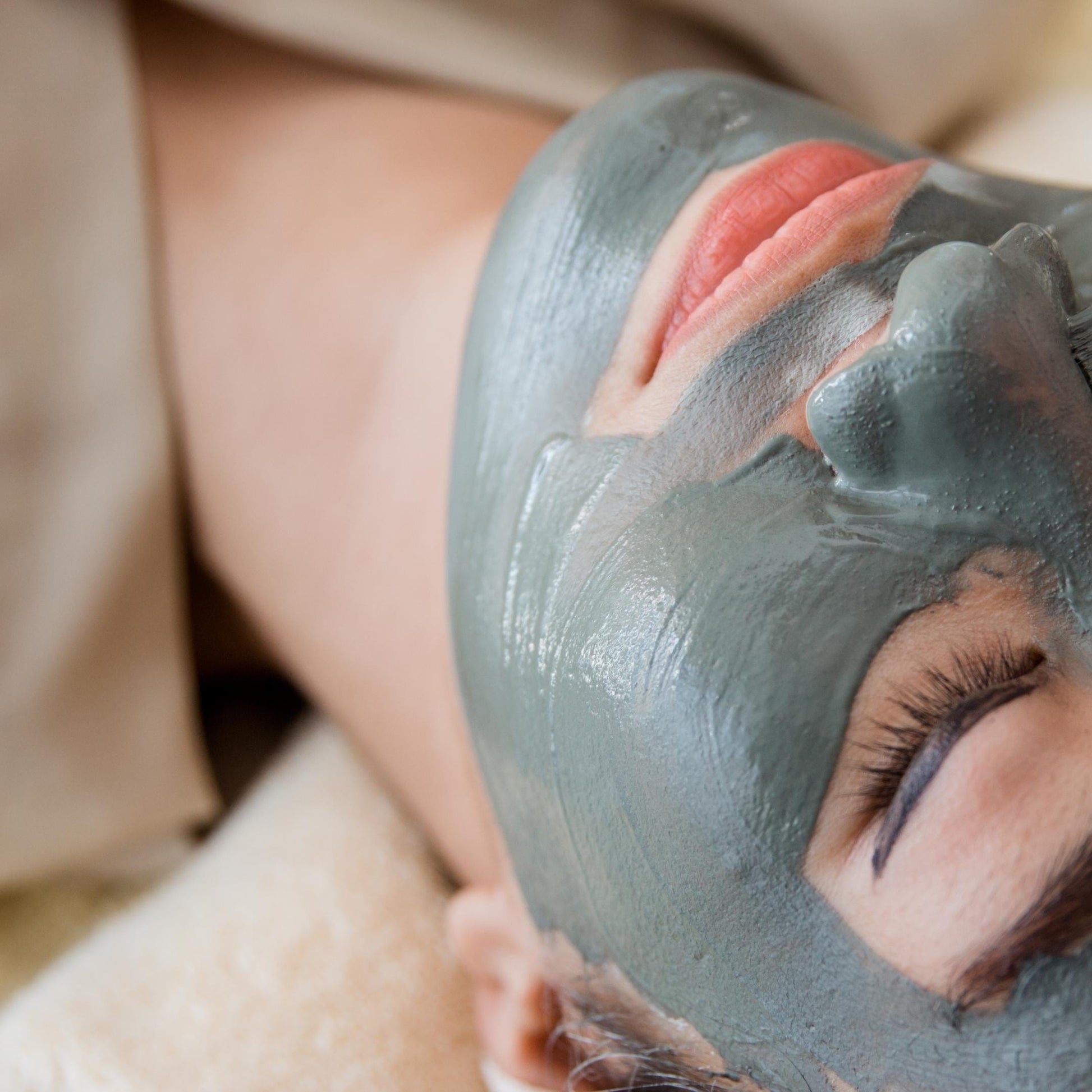 Victoria's Lavender Dead Sea Mud Facial Mask